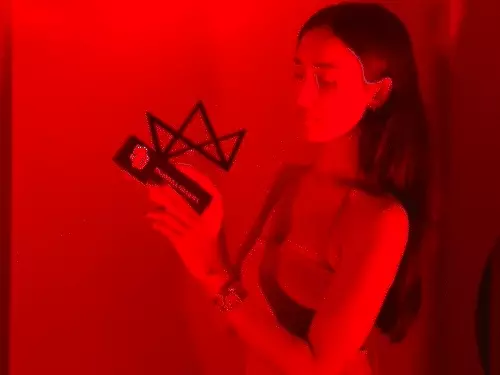 નવા વર્ષે હાર્દિક લેડી લવ માહિકા સાથે રોમેન્ટિક થયો: કપલ ગળાડૂબ પ્રેમમાં દેખાયું, ઇન્સ્ટાગ્રામ પર હાર્દિકે પોસ્ટ કર્યા નવા ફોટોઝ; ફેન્સ બોલ્યા – ‘બેસ્ટ જોડી’